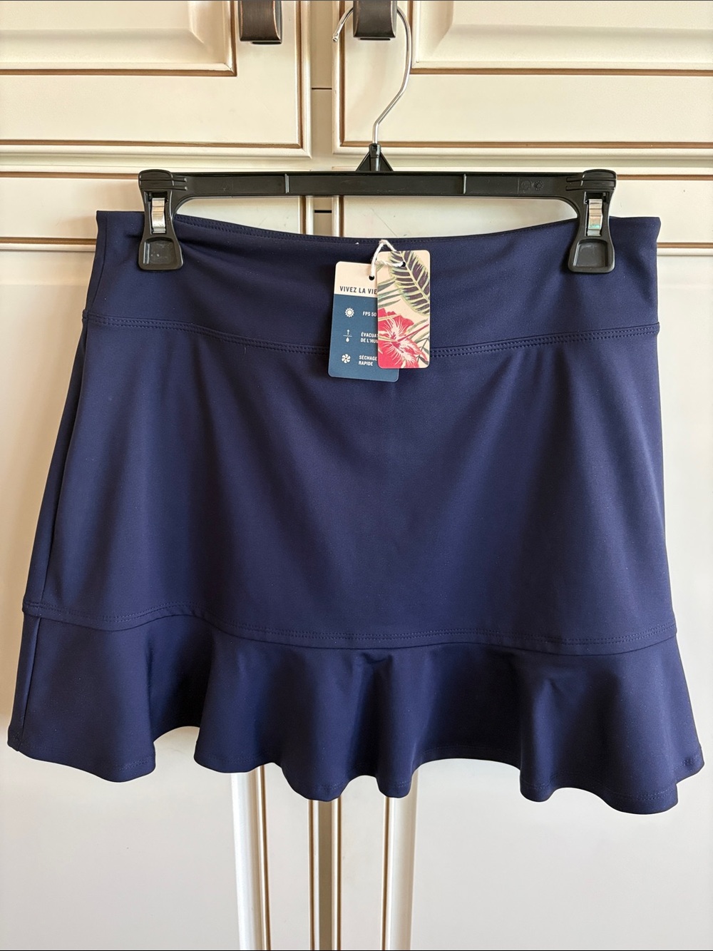 NWT Tommy Bahama Navy Ruffle Hem Golf Skirt Size Small